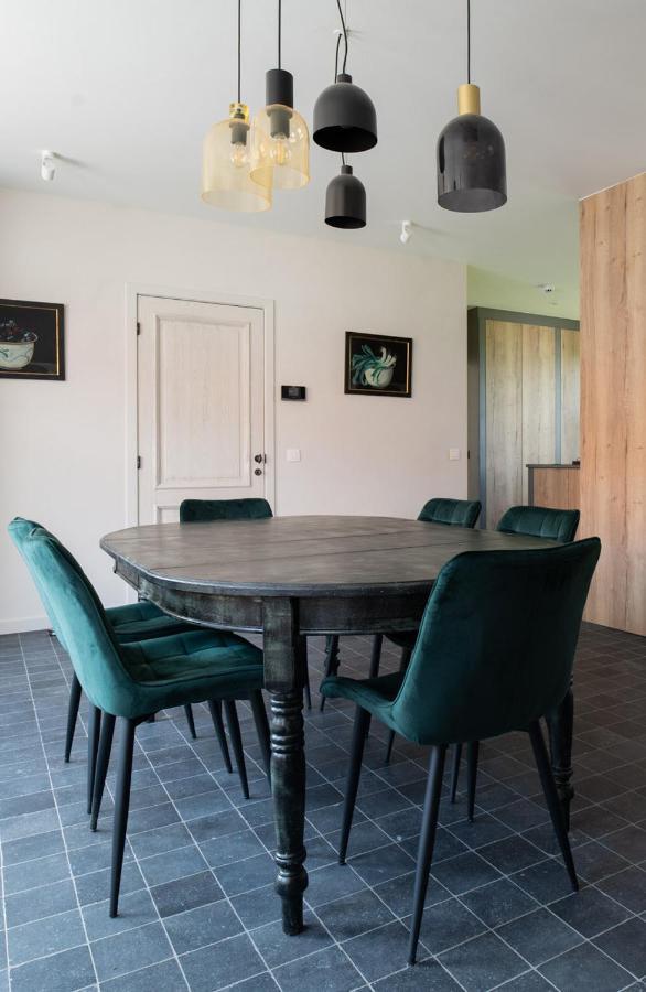 Hoeve Den Ast 5 Separate Bedrooms With Bathrooms *