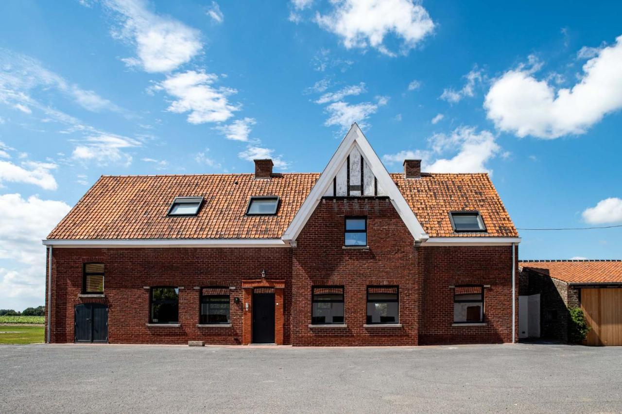 Hoeve Den Ast 5 Separate Bedrooms With Bathrooms Holiday home Harelbeke