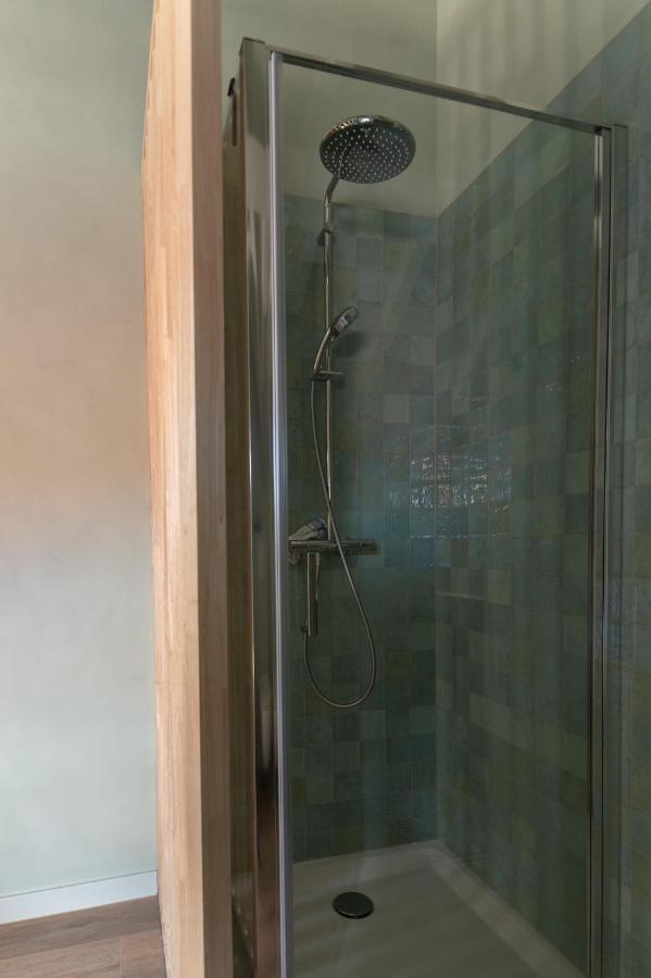 Hoeve Den Ast 5 Separate Bedrooms With Bathrooms *